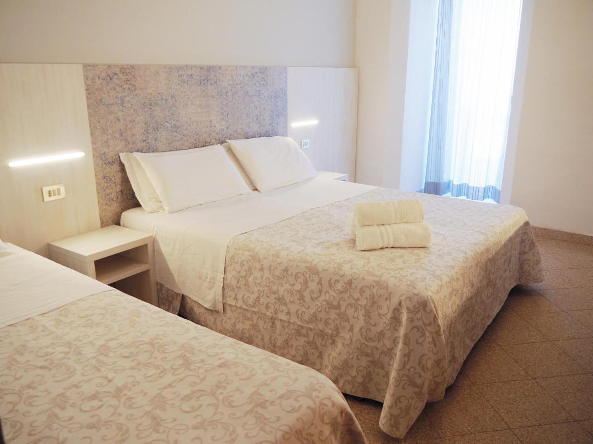 Hotel Olympia Габичче-Маре Экстерьер фото